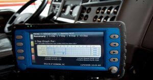 electronic logbook for truck drivers keeps track