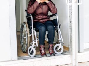 woman in wheelchair as a result of a spinal cord injury lawyer